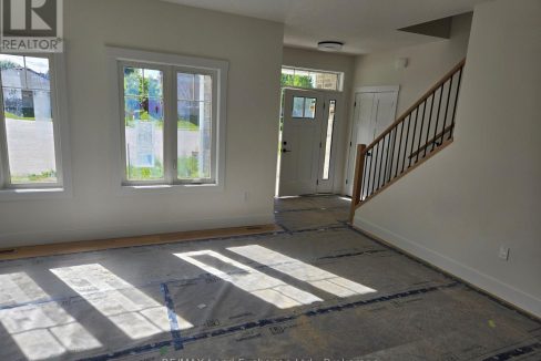 27707217-52399e229c-2.jpg