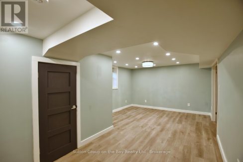29041073-48c7dbb891-32.jpg