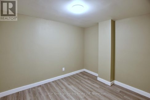 29041073-48c7dbb891-44.jpg