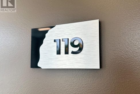 29155904-8.jpg