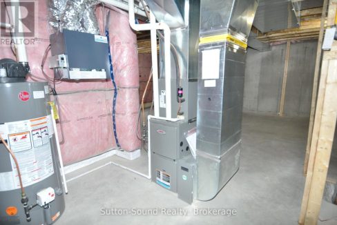 29182834-39.jpg
