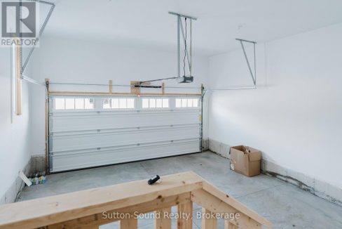 29182834-49.jpg