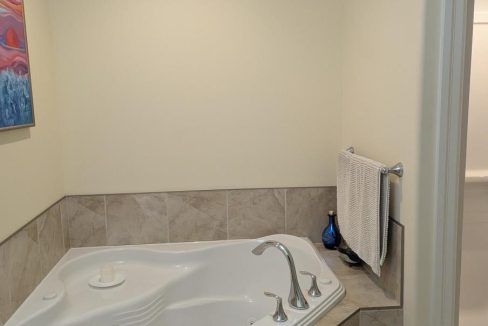 29246373-499a97f0fe-12.jpg