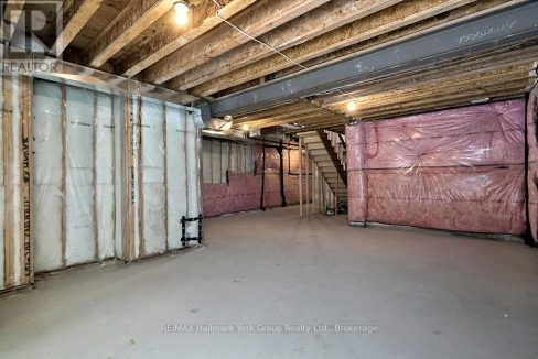 29372588-51413ab5e6-30.jpg
