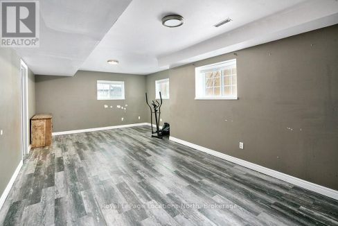 29393542-33.jpg