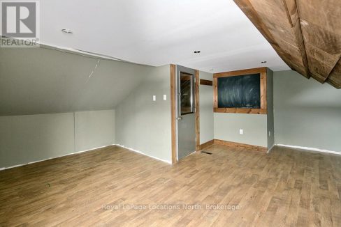 29393542-41.jpg