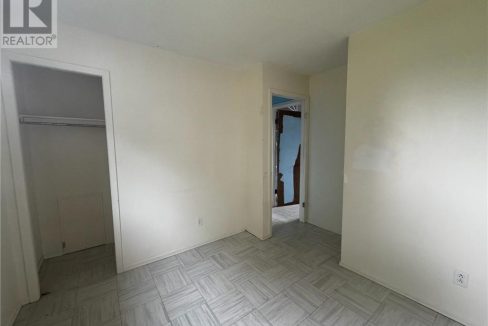 29406013-13.jpg