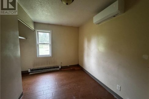 29406014-11.jpg