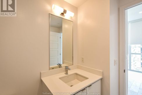 29410351-10.jpg