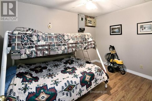 29437352-10e38cc35f-30.jpg