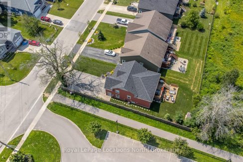 29437572-46.jpg