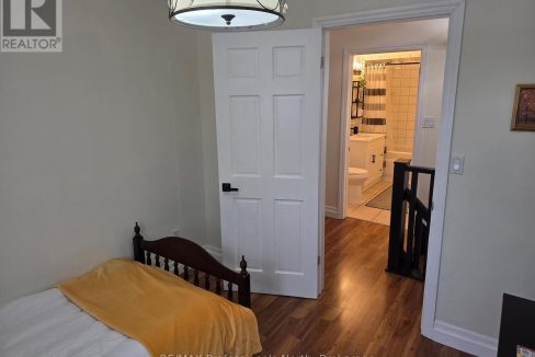 29466244-6ddd767880-24.jpg