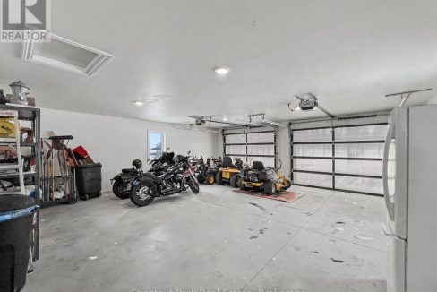 29474258-48.jpg