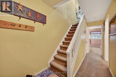 29487647-c7481eaee4-11.jpg