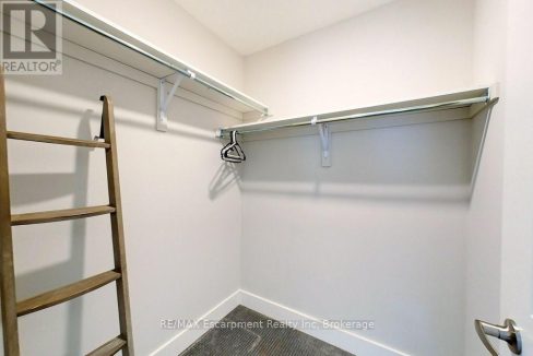 29525034-26.jpg