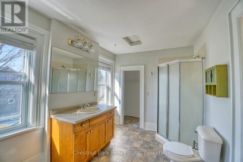 29578687-16.jpg