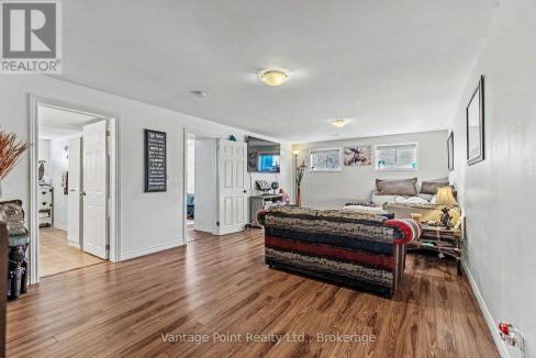 29596693-d0a5f508ed-38.jpg