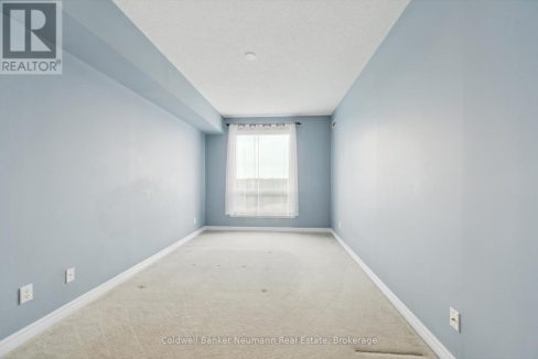 29599103-18.jpg