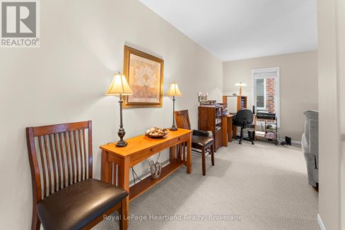 29628123-583bf0dc29-36.jpg