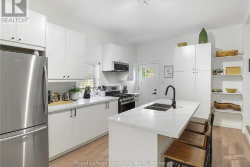 29631840-29.jpg