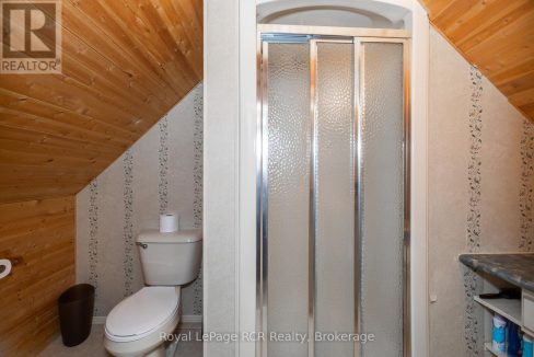 29641486-42.jpg