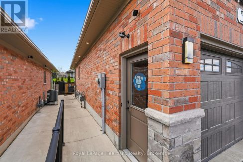 29654797-34.jpg
