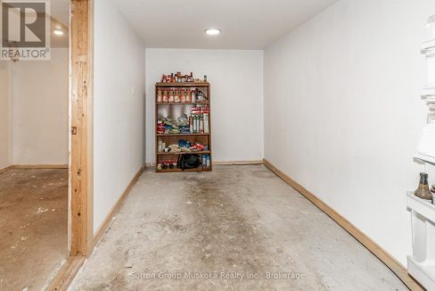 29666188-21.jpg
