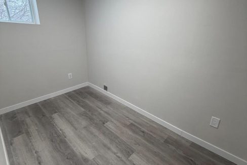 29693401-11.jpg