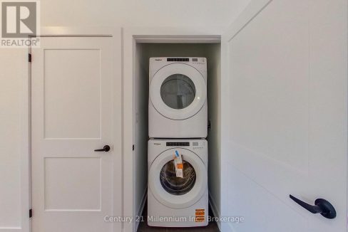 29697295-32.jpg