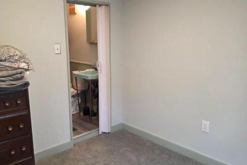 29720887-14.jpg