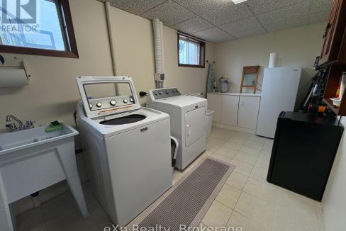29726238-d9921ed992-27.jpg