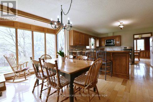 29730851-17d516560e-17.jpg