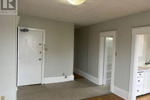 29741521-4adaefd2e1-16.jpg