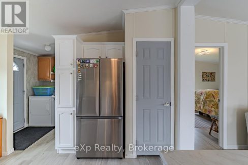 29744128-8e28faf432-10.jpg
