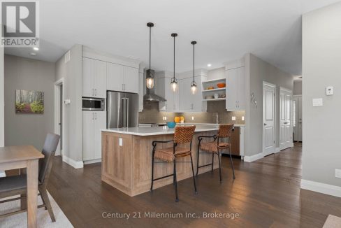 29751527-c4bd6cf957-20.jpg