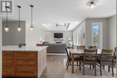 29751527-c4bd6cf957-21.jpg