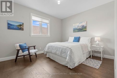 29751527-c4bd6cf957-31.jpg