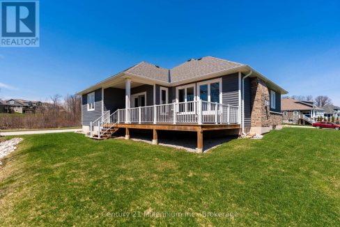 29751527-c4bd6cf957-42.jpg