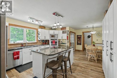 29764722-870981342a-18.jpg