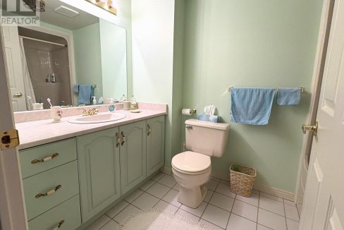 29779308-f78e3d47fc-18.jpg