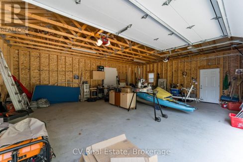 29780919-47.jpg