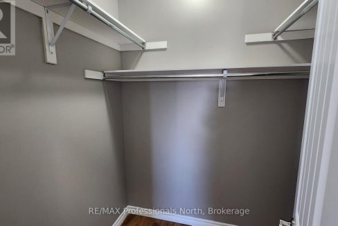 29799570-49cedeebf8-7.jpg