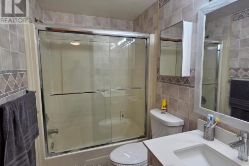 29820895-d72f90cc9f-6.jpg