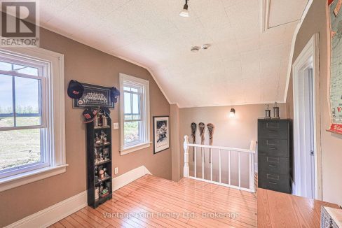 29828050-f4df95905a-24.jpg