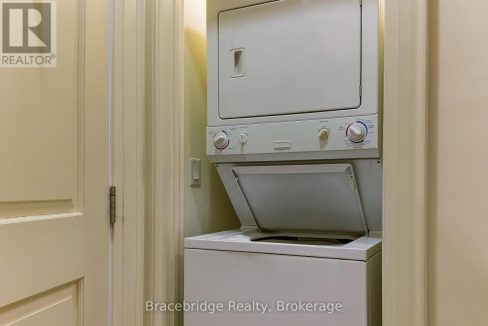 29834975-15.jpg