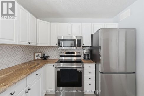 29838161-20.jpg