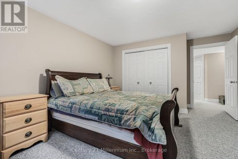 29846204-f15593c143-30.jpg