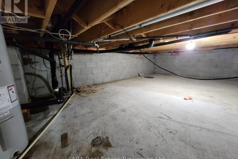 29851555-31.jpg