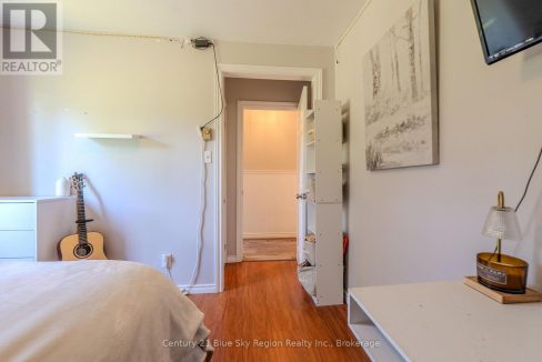 29854404-eb8bcf75ae-31.jpg