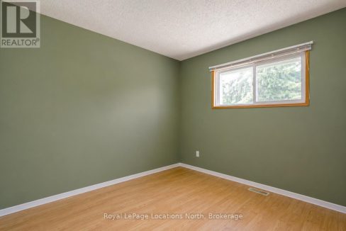 29873189-c5f6bd8fb9-11.jpg